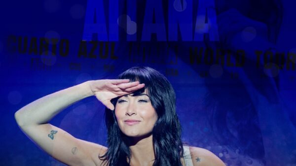 AITANA - MOVISTAR ARENA desde ZONA SUR 1